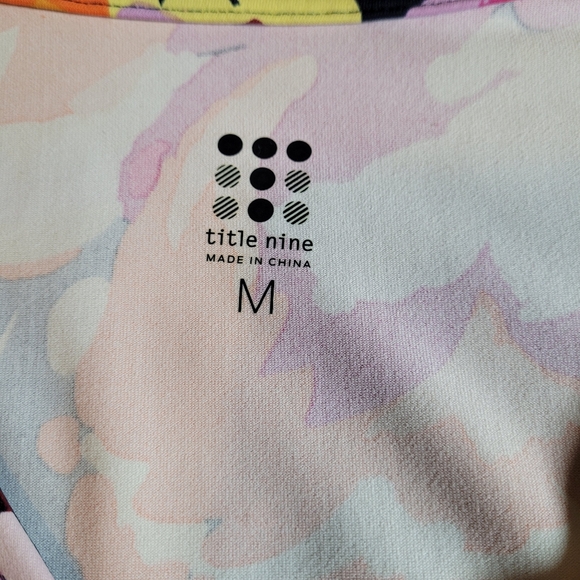 Title Nine Dress Medium Short Sleeve Colorful Stretchy Beachy - Picture 7 of 7